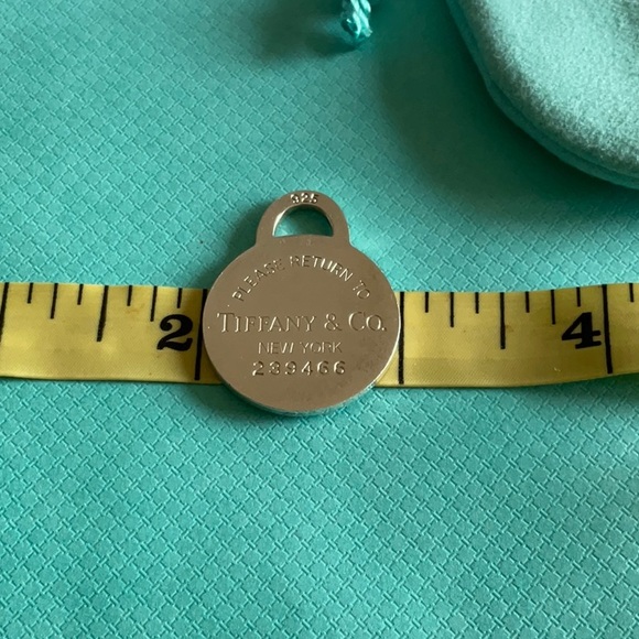 Authentic Tiffany chain and X-Large round tag. - Picture 11 of 13